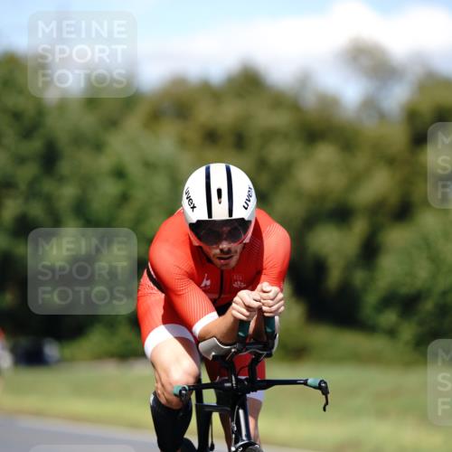 07.09.2025 - 19. Norderstedt Triathlon Michael Burmester http://msf.ph/oto/8835679 07.09.2025 13:54:27 Radfahren 958, 974, 996 meine-sportfotos.de