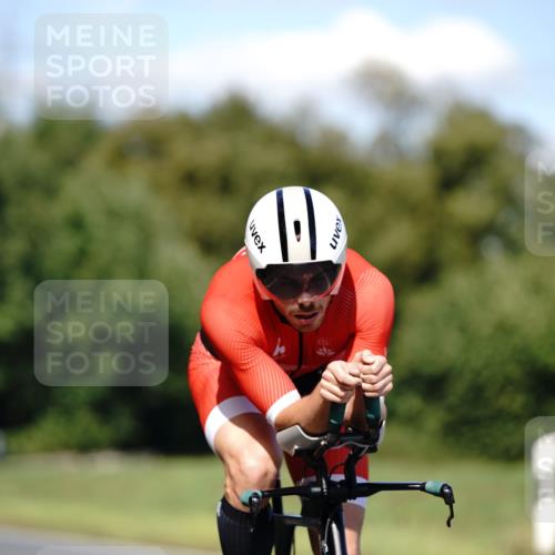 07.09.2025 - 19. Norderstedt Triathlon Michael Burmester http://msf.ph/oto/8835681 07.09.2025 13:54:27 Radfahren 958, 974, 996 meine-sportfotos.de