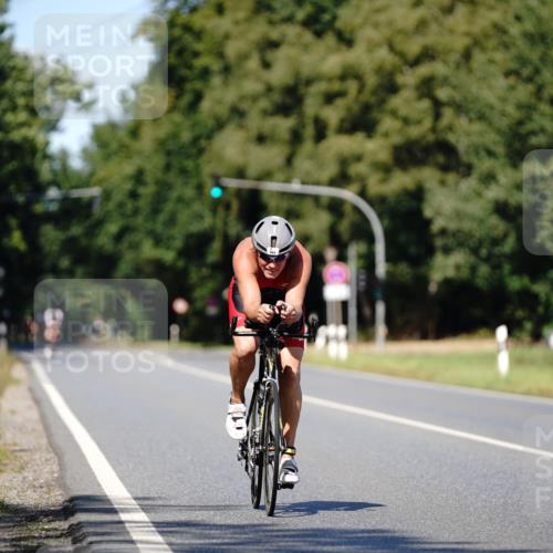 07.09.2025 - 19. Norderstedt Triathlon Michael Burmester http://msf.ph/oto/8835712 07.09.2025 13:55:00 Radfahren 984 meine-sportfotos.de