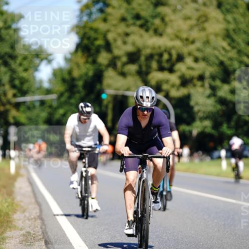 07.09.2025 - 19. Norderstedt Triathlon Michael Burmester http://msf.ph/oto/8835718 07.09.2025 12:35:37 Radfahren 173, 189, 700, 709, 1297 meine-sportfotos.de