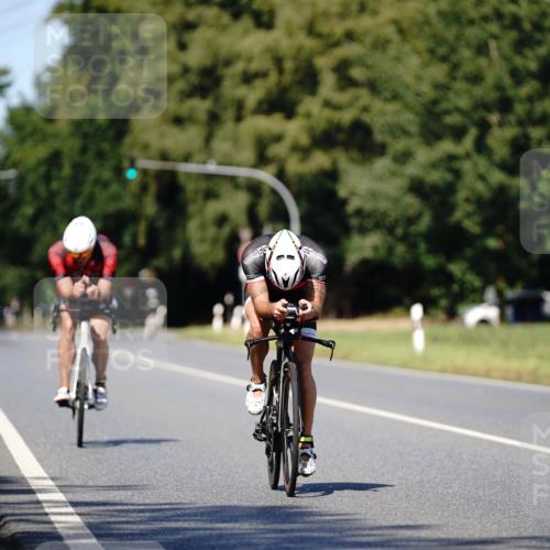07.09.2025 - 19. Norderstedt Triathlon Michael Burmester http://msf.ph/oto/8835723 07.09.2025 13:55:19 Radfahren 960, 981 meine-sportfotos.de