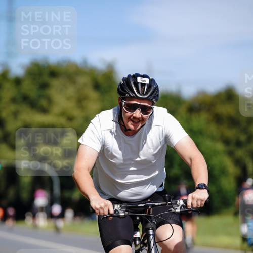 07.09.2025 - 19. Norderstedt Triathlon Michael Burmester http://msf.ph/oto/8835728 07.09.2025 12:35:40 Radfahren 173, 700, 709 meine-sportfotos.de