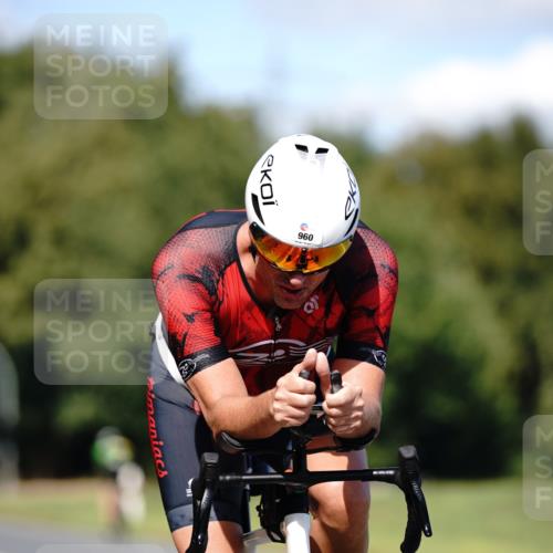 07.09.2025 - 19. Norderstedt Triathlon Michael Burmester http://msf.ph/oto/8835733 07.09.2025 13:55:22 Radfahren 960, 981 meine-sportfotos.de
