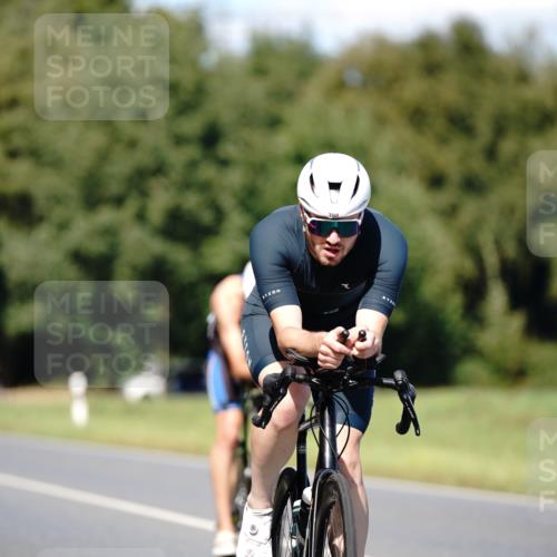 07.09.2025 - 19. Norderstedt Triathlon Michael Burmester http://msf.ph/oto/8835746 07.09.2025 13:55:32 Radfahren 392, 398, 1002, 1009 meine-sportfotos.de