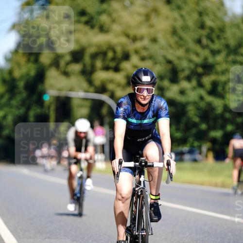 07.09.2025 - 19. Norderstedt Triathlon Michael Burmester http://msf.ph/oto/8835747 07.09.2025 12:35:50 Radfahren 283, 288, 786, 810 meine-sportfotos.de