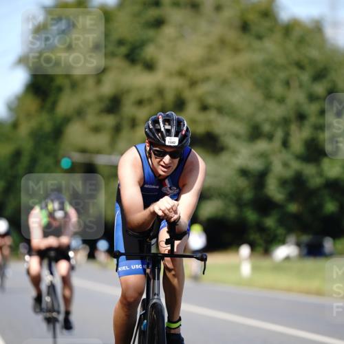 07.09.2025 - 19. Norderstedt Triathlon Michael Burmester http://msf.ph/oto/8835761 07.09.2025 13:55:48 Radfahren 417, 1001, 1042 meine-sportfotos.de