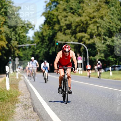 07.09.2025 - 19. Norderstedt Triathlon Michael Burmester http://msf.ph/oto/8835767 07.09.2025 12:36:18 Radfahren 1216 meine-sportfotos.de