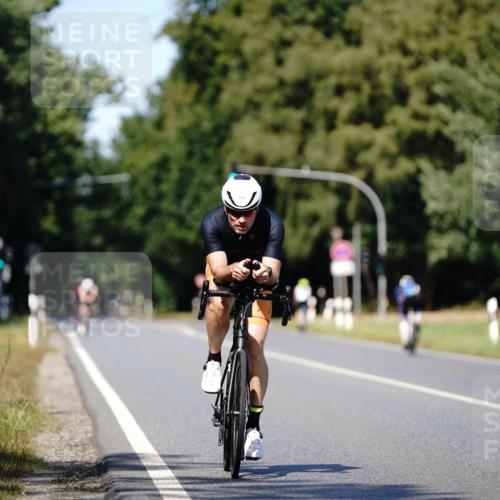 07.09.2025 - 19. Norderstedt Triathlon Michael Burmester http://msf.ph/oto/8835770 07.09.2025 13:55:53 Radfahren 417, 1000 meine-sportfotos.de
