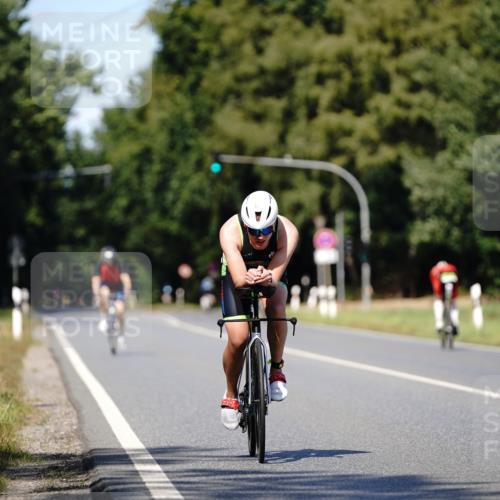 07.09.2025 - 19. Norderstedt Triathlon Michael Burmester http://msf.ph/oto/8835777 07.09.2025 13:56:02 Radfahren 993 meine-sportfotos.de