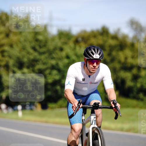 07.09.2025 - 19. Norderstedt Triathlon Michael Burmester http://msf.ph/oto/8835778 07.09.2025 12:36:24 Radfahren 174, 1261 meine-sportfotos.de