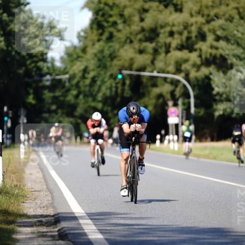 07.09.2025 - 19. Norderstedt Triathlon Michael Burmester http://msf.ph/oto/8835798 07.09.2025 13:56:43 Radfahren 1008 meine-sportfotos.de