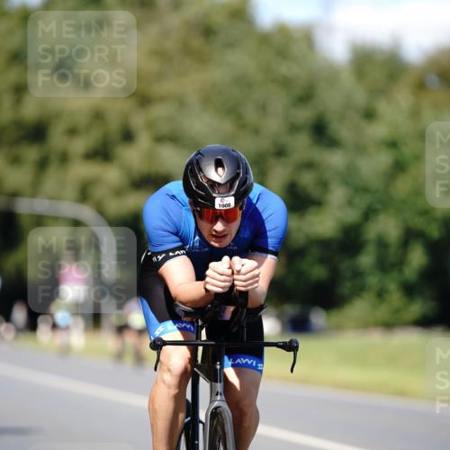 07.09.2025 - 19. Norderstedt Triathlon Michael Burmester http://msf.ph/oto/8835802 07.09.2025 13:56:45 Radfahren 971, 1008 meine-sportfotos.de