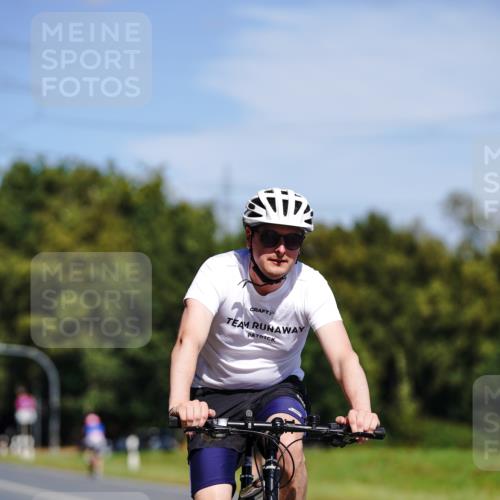 07.09.2025 - 19. Norderstedt Triathlon Michael Burmester http://msf.ph/oto/8835817 07.09.2025 12:36:53 Radfahren 757, 1398 meine-sportfotos.de