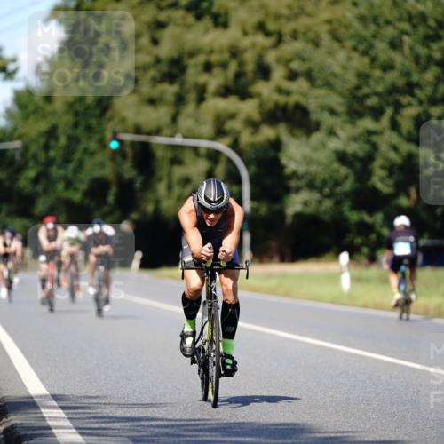 07.09.2025 - 19. Norderstedt Triathlon Michael Burmester http://msf.ph/oto/8835827 07.09.2025 13:57:17 Radfahren 1457 meine-sportfotos.de
