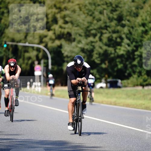 07.09.2025 - 19. Norderstedt Triathlon Michael Burmester http://msf.ph/oto/8835835 07.09.2025 13:57:20 Radfahren 994, 1027, 1036, 1457, 1469 meine-sportfotos.de