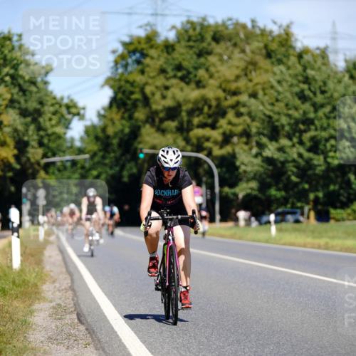 07.09.2025 - 19. Norderstedt Triathlon Michael Burmester http://msf.ph/oto/8835840 07.09.2025 12:37:24 Radfahren 1268 meine-sportfotos.de