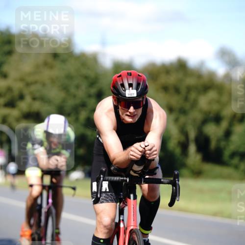 07.09.2025 - 19. Norderstedt Triathlon Michael Burmester http://msf.ph/oto/8835843 07.09.2025 13:57:23 Radfahren 986, 994, 1027, 1036, 1469 meine-sportfotos.de