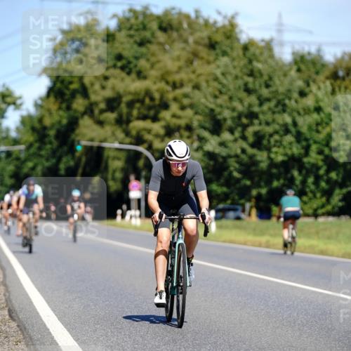 07.09.2025 - 19. Norderstedt Triathlon Michael Burmester http://msf.ph/oto/8835851 07.09.2025 12:37:30 Radfahren 1234, 1373 meine-sportfotos.de