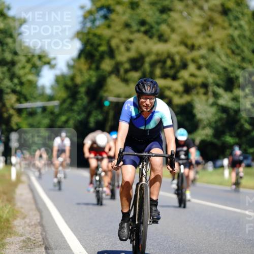 07.09.2025 - 19. Norderstedt Triathlon Michael Burmester http://msf.ph/oto/8835861 07.09.2025 12:37:34 Radfahren 220, 1234 meine-sportfotos.de