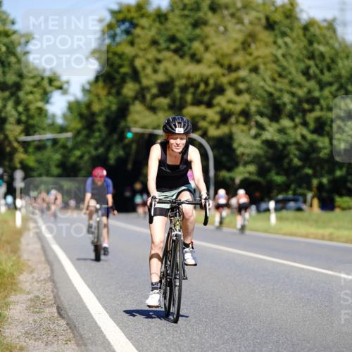 07.09.2025 - 19. Norderstedt Triathlon Michael Burmester http://msf.ph/oto/8835882 07.09.2025 12:37:44 Radfahren 208 meine-sportfotos.de
