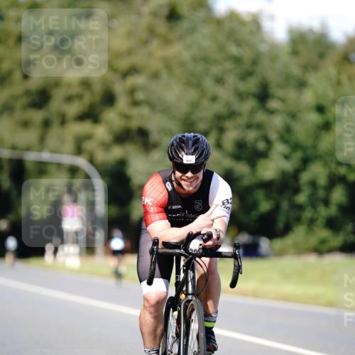 07.09.2025 - 19. Norderstedt Triathlon Michael Burmester http://msf.ph/oto/8835886 07.09.2025 13:57:50 Radfahren 968 meine-sportfotos.de