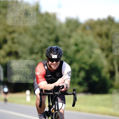 07.09.2025 - 19. Norderstedt Triathlon Michael Burmester http://msf.ph/oto/8835892 07.09.2025 13:57:50 Radfahren 968 meine-sportfotos.de