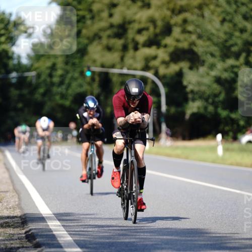 07.09.2025 - 19. Norderstedt Triathlon Michael Burmester http://msf.ph/oto/8835901 07.09.2025 13:57:53 Radfahren 393, 964, 968 meine-sportfotos.de