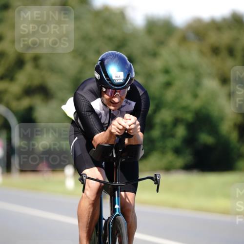 07.09.2025 - 19. Norderstedt Triathlon Michael Burmester http://msf.ph/oto/8835914 07.09.2025 13:57:55 Radfahren 393, 964, 1010 meine-sportfotos.de