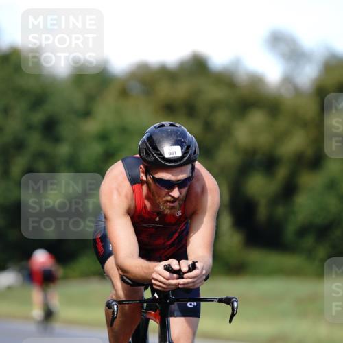 07.09.2025 - 19. Norderstedt Triathlon Michael Burmester http://msf.ph/oto/8835946 07.09.2025 13:58:15 Radfahren 961 meine-sportfotos.de