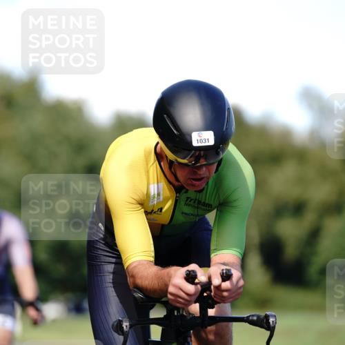 07.09.2025 - 19. Norderstedt Triathlon Michael Burmester http://msf.ph/oto/8835972 07.09.2025 13:58:31 Radfahren 872, 959, 1013, 1015, 1031 meine-sportfotos.de