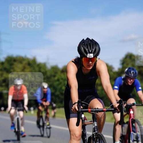07.09.2025 - 19. Norderstedt Triathlon Michael Burmester http://msf.ph/oto/8835989 07.09.2025 12:38:37 Radfahren 224, 247, 309, 766, 808 meine-sportfotos.de
