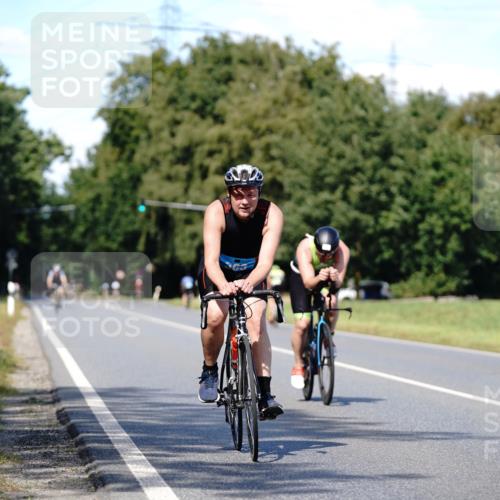 07.09.2025 - 19. Norderstedt Triathlon Michael Burmester http://msf.ph/oto/8836001 07.09.2025 13:58:45 Radfahren 363, 969, 1006, 1431 meine-sportfotos.de