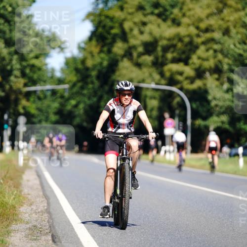 07.09.2025 - 19. Norderstedt Triathlon Michael Burmester http://msf.ph/oto/8836015 07.09.2025 12:38:54 Radfahren  meine-sportfotos.de