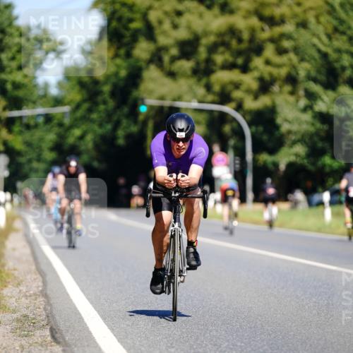 07.09.2025 - 19. Norderstedt Triathlon Michael Burmester http://msf.ph/oto/8836025 07.09.2025 12:39:01 Radfahren 1283, 1298 meine-sportfotos.de