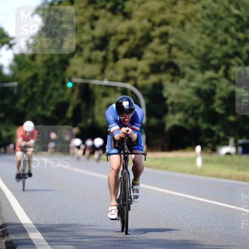 07.09.2025 - 19. Norderstedt Triathlon Michael Burmester http://msf.ph/oto/8836026 07.09.2025 13:59:18 Radfahren 976, 1038 meine-sportfotos.de