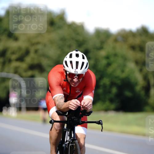 07.09.2025 - 19. Norderstedt Triathlon Michael Burmester http://msf.ph/oto/8836034 07.09.2025 13:59:21 Radfahren 976, 1038 meine-sportfotos.de