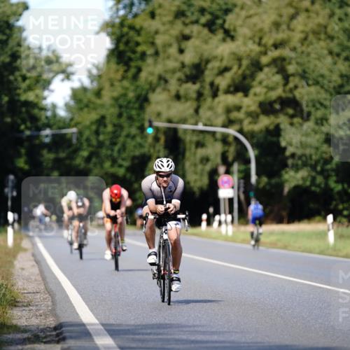 07.09.2025 - 19. Norderstedt Triathlon Michael Burmester http://msf.ph/oto/8836037 07.09.2025 13:59:35 Radfahren 991 meine-sportfotos.de