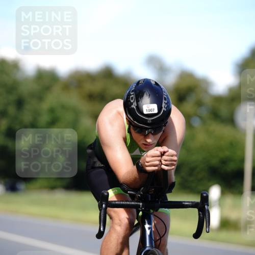 07.09.2025 - 19. Norderstedt Triathlon Michael Burmester http://msf.ph/oto/8836056 07.09.2025 13:59:41 Radfahren 999, 1003, 1007 meine-sportfotos.de