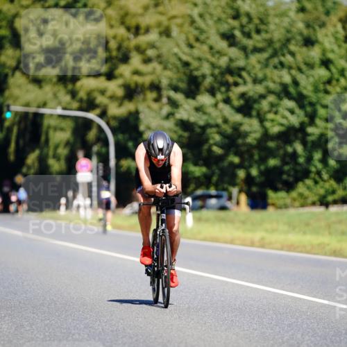 07.09.2025 - 19. Norderstedt Triathlon Michael Burmester http://msf.ph/oto/8836061 07.09.2025 12:39:25 Radfahren 212 meine-sportfotos.de