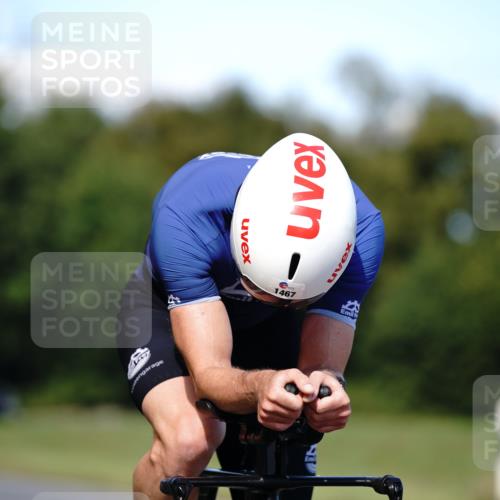 07.09.2025 - 19. Norderstedt Triathlon Michael Burmester http://msf.ph/oto/8836062 07.09.2025 13:59:53 Radfahren 1467 meine-sportfotos.de