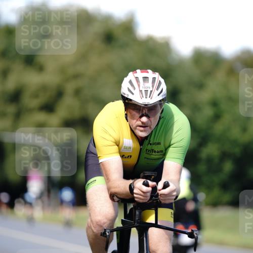 07.09.2025 - 19. Norderstedt Triathlon Michael Burmester http://msf.ph/oto/8836078 07.09.2025 14:00:20 Radfahren 1029 meine-sportfotos.de