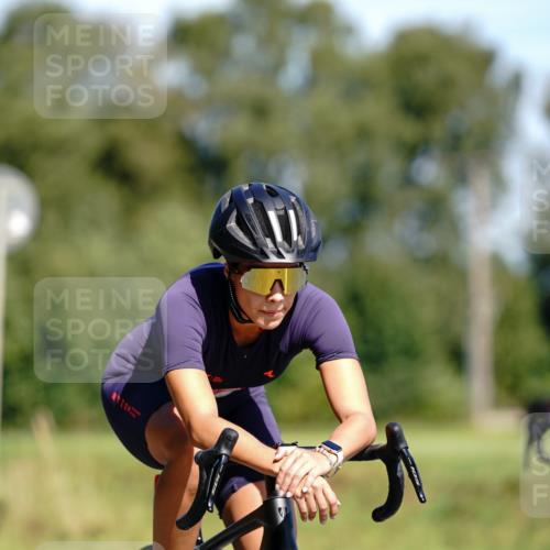 07.09.2025 - 19. Norderstedt Triathlon Michael Burmester http://msf.ph/oto/8836083 07.09.2025 12:40:18 Radfahren 811, 1256 meine-sportfotos.de