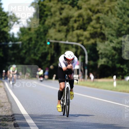 07.09.2025 - 19. Norderstedt Triathlon Michael Burmester http://msf.ph/oto/8836088 07.09.2025 14:00:31 Radfahren 388, 888 meine-sportfotos.de