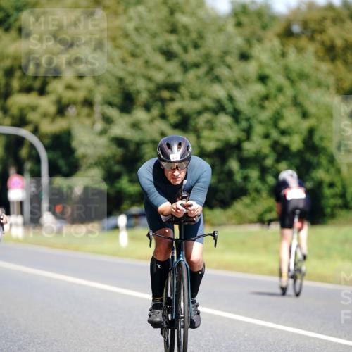 07.09.2025 - 19. Norderstedt Triathlon Michael Burmester http://msf.ph/oto/8836089 07.09.2025 12:40:21 Radfahren 811, 1256, 1269 meine-sportfotos.de