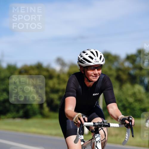 07.09.2025 - 19. Norderstedt Triathlon Michael Burmester http://msf.ph/oto/8836095 07.09.2025 12:40:23 Radfahren 811, 1269 meine-sportfotos.de