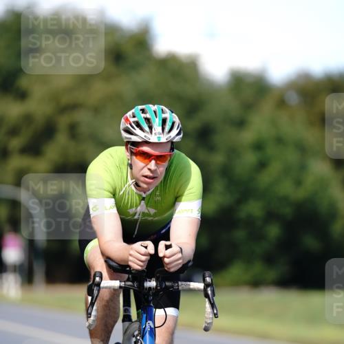 07.09.2025 - 19. Norderstedt Triathlon Michael Burmester http://msf.ph/oto/8836096 07.09.2025 14:00:37 Radfahren 1004 meine-sportfotos.de