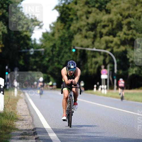 07.09.2025 - 19. Norderstedt Triathlon Michael Burmester http://msf.ph/oto/8836099 07.09.2025 14:00:40 Radfahren 997, 1004 meine-sportfotos.de