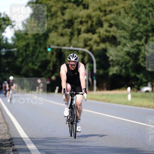 07.09.2025 - 19. Norderstedt Triathlon Michael Burmester http://msf.ph/oto/8836124 07.09.2025 14:01:10 Radfahren 1416 meine-sportfotos.de