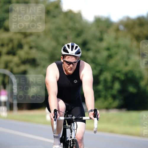 07.09.2025 - 19. Norderstedt Triathlon Michael Burmester http://msf.ph/oto/8836127 07.09.2025 14:01:11 Radfahren 1416 meine-sportfotos.de