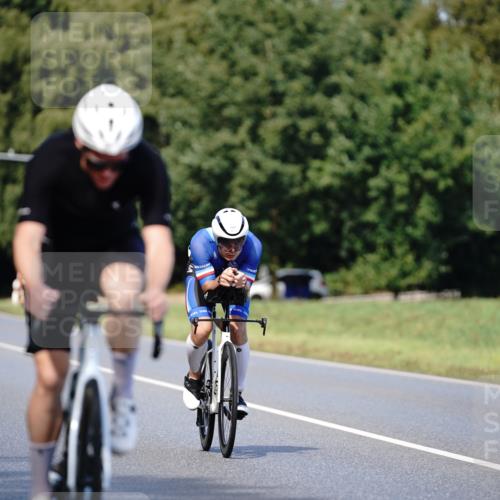 07.09.2025 - 19. Norderstedt Triathlon Michael Burmester http://msf.ph/oto/8836135 07.09.2025 14:01:17 Radfahren 1025, 1041 meine-sportfotos.de